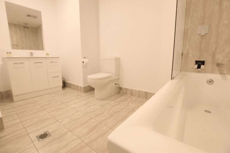 Adelaide Dress Circle Apartments - Kent Town