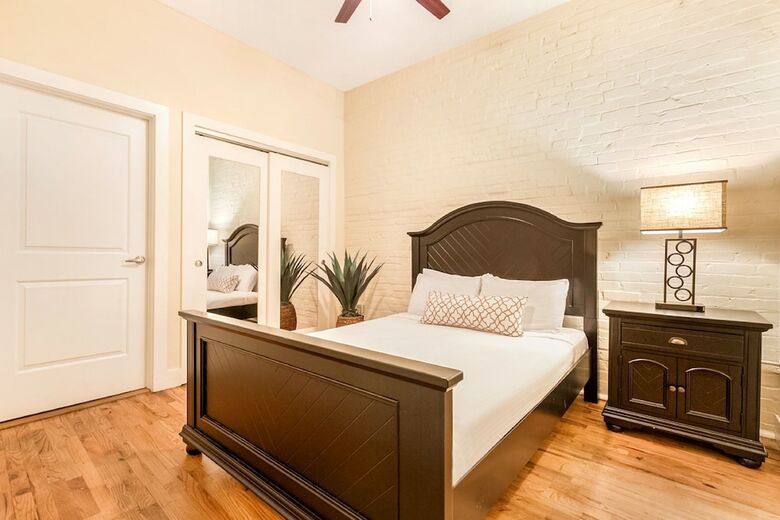 Aparthotel Gorgeous 1br's In Merchant Lofts By Hosteeva