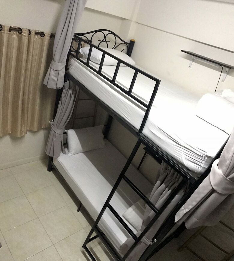 Hostal Varada City