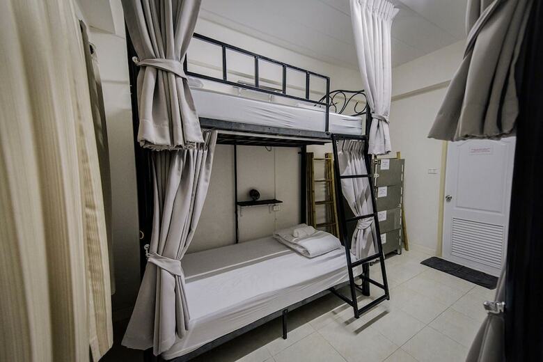 Hostal Varada City