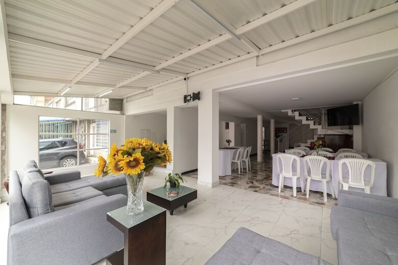 Hotel Ayenda 1059 Boutique Mavia