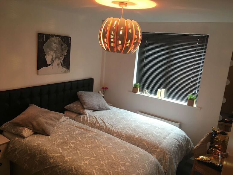 Cardiff Central Apartment