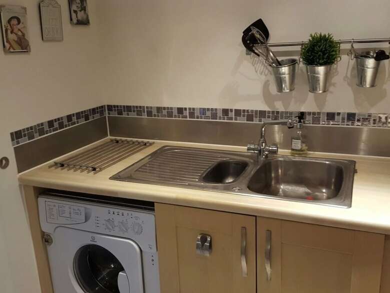 Cardiff Central Apartment