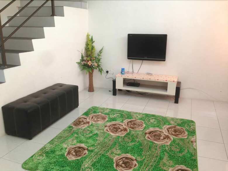 Noor Homestay