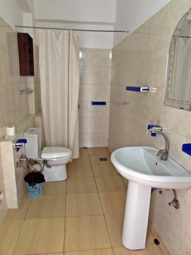 Hotel Luxor Guest House