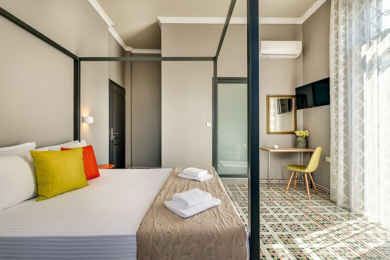 Hotel Mosaic