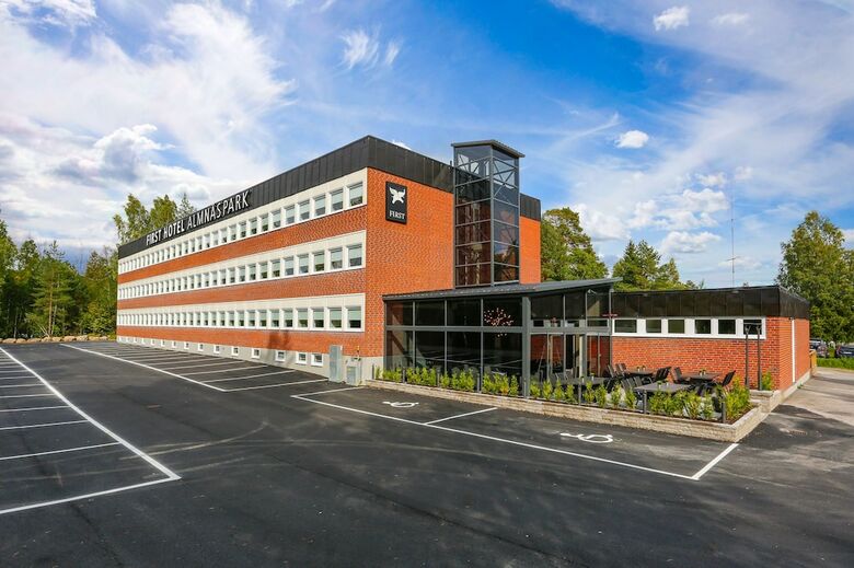 Almn�s Park Hotel