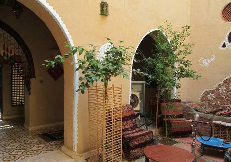 Hotel Scorpion House