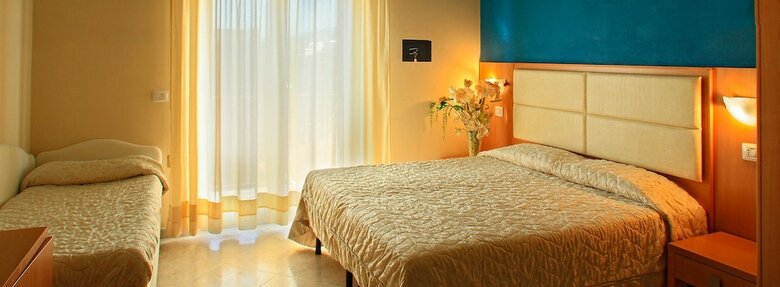 Hotel Ambassador