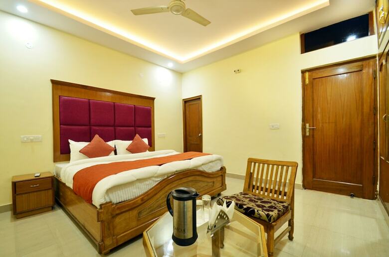 Hotel Oyo 8423 Grand Park