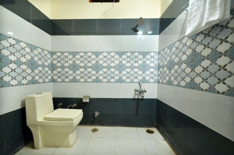 Hotel Oyo 8423 Grand Park
