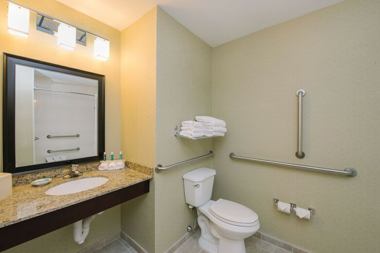 Hotel Holiday Inn Express & Suites Merrimack