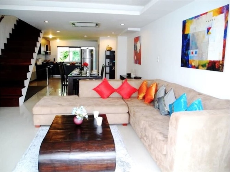 Sunrise 3 Bedrooms Apartment In Nai Harn