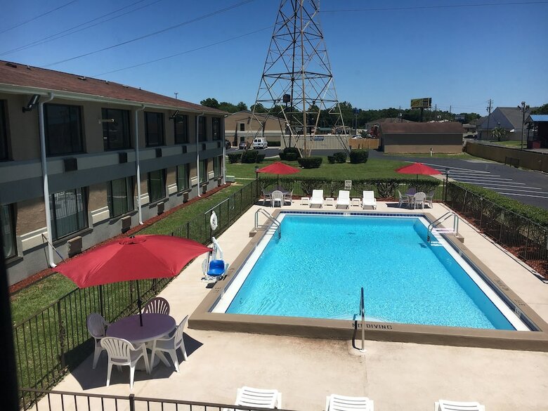 Hotel Clarion Inn