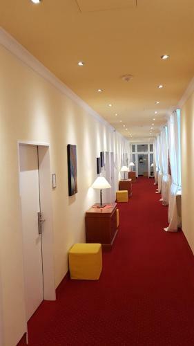 Schlosshotel Dom�ne Walberberg