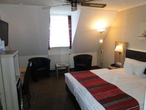 Hotel Rh�ner Land ****