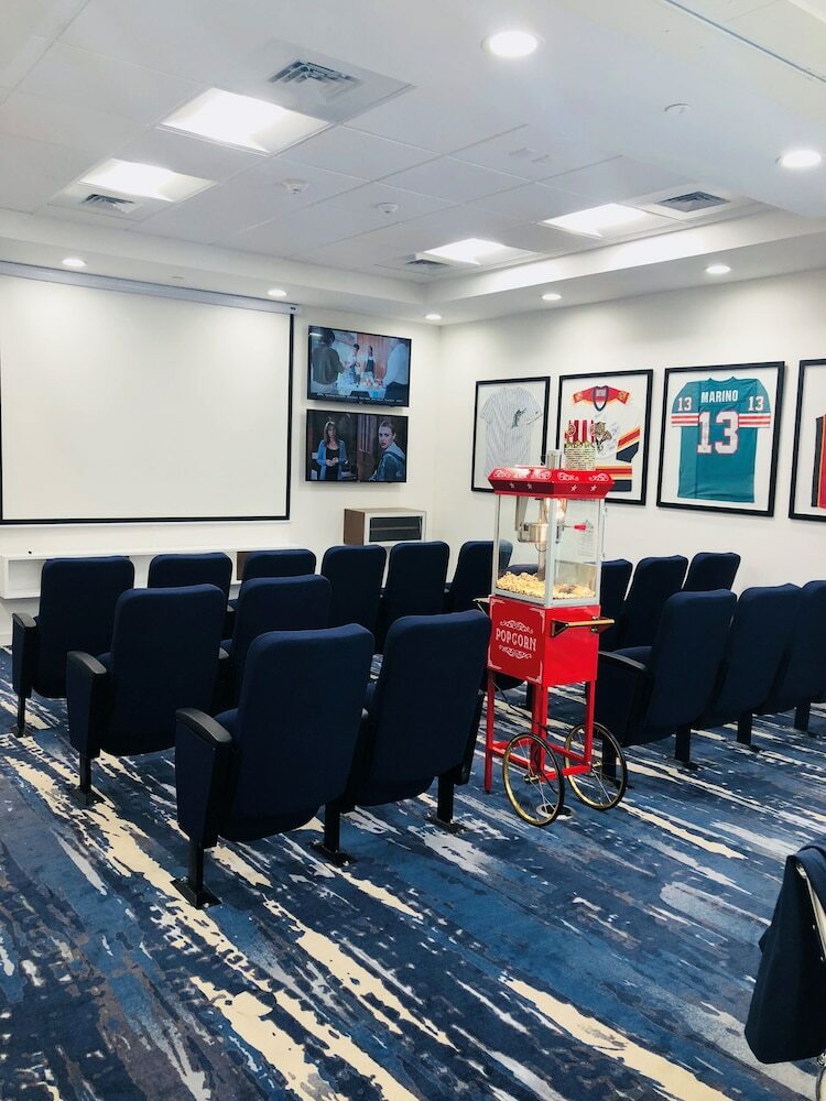Hotel TRYP By Wyndham Maritime Fort Lauderdale