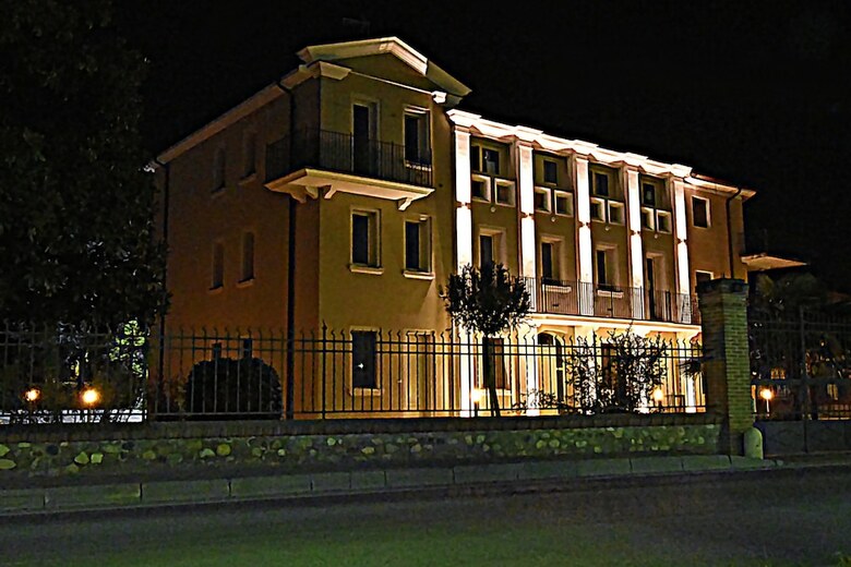 Villa Con Parco