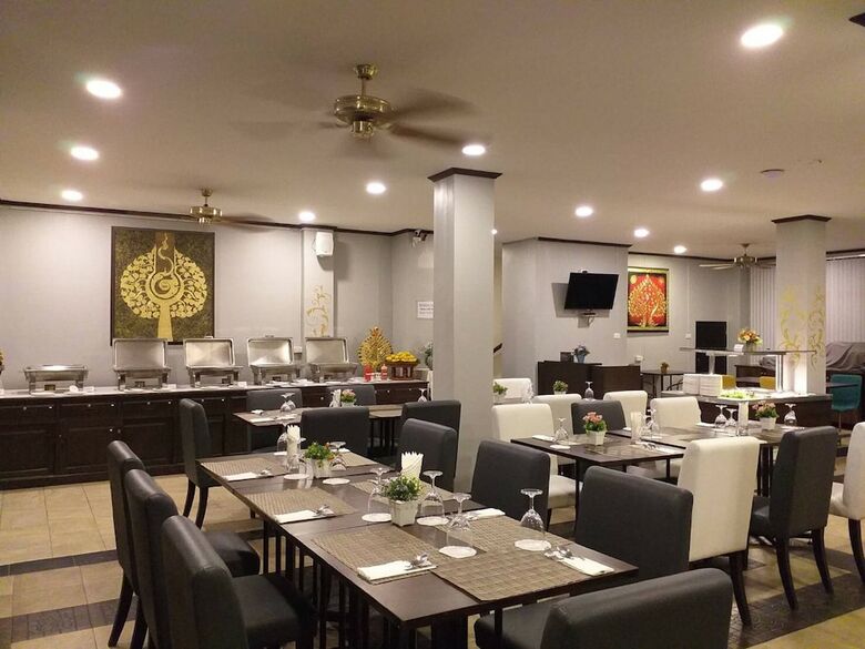 Ratana Hotel
