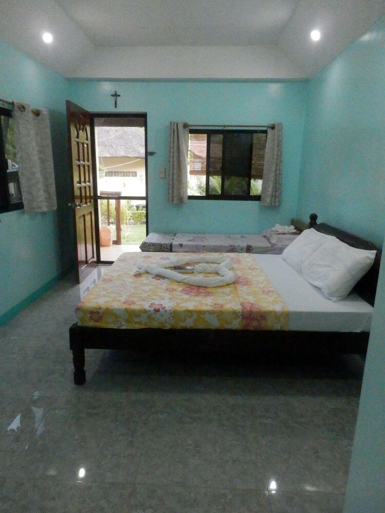 Hotel Sunshine Bantayan Garden Resort
