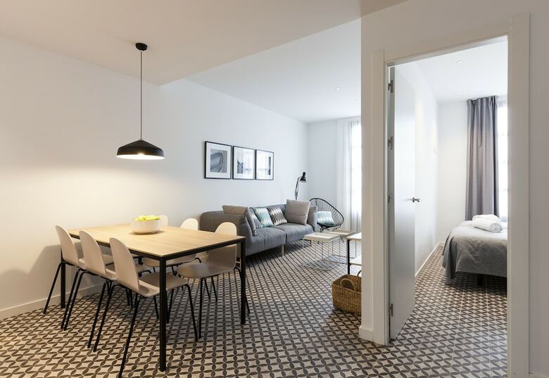 Aspasios Poblenou Apartments