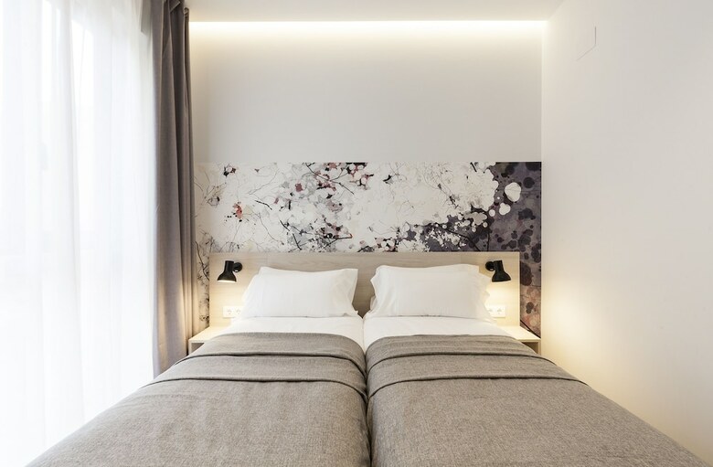 Aspasios Poblenou Apartments