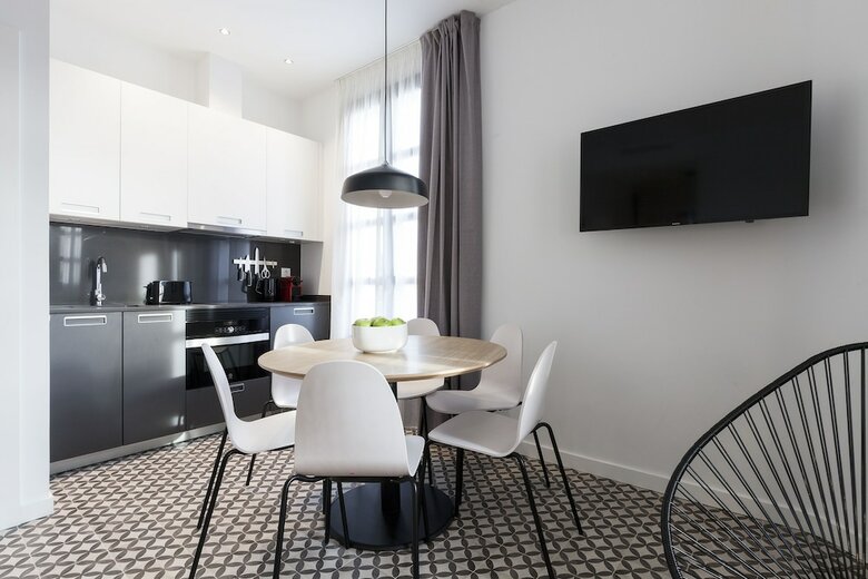 Aspasios Poblenou Apartments