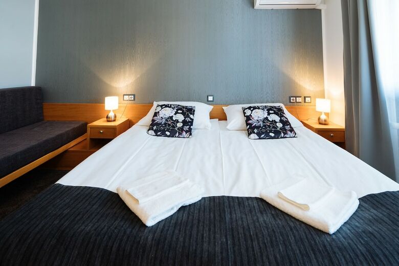 Hotel Guesthouse Kolinska- Adults Only