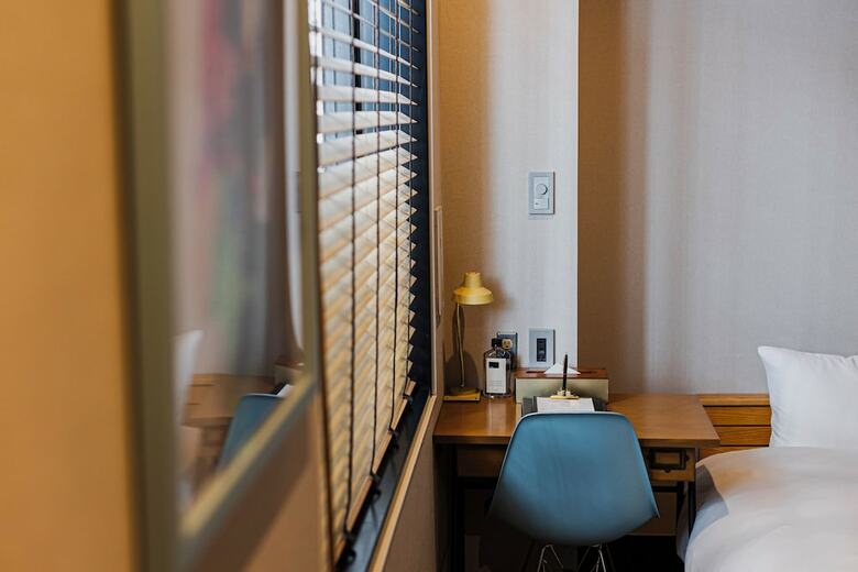 H Hotel
