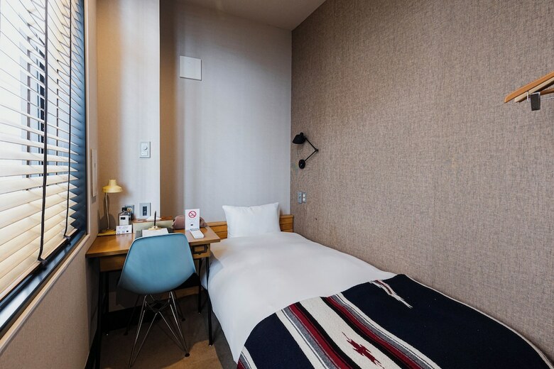 H Hotel