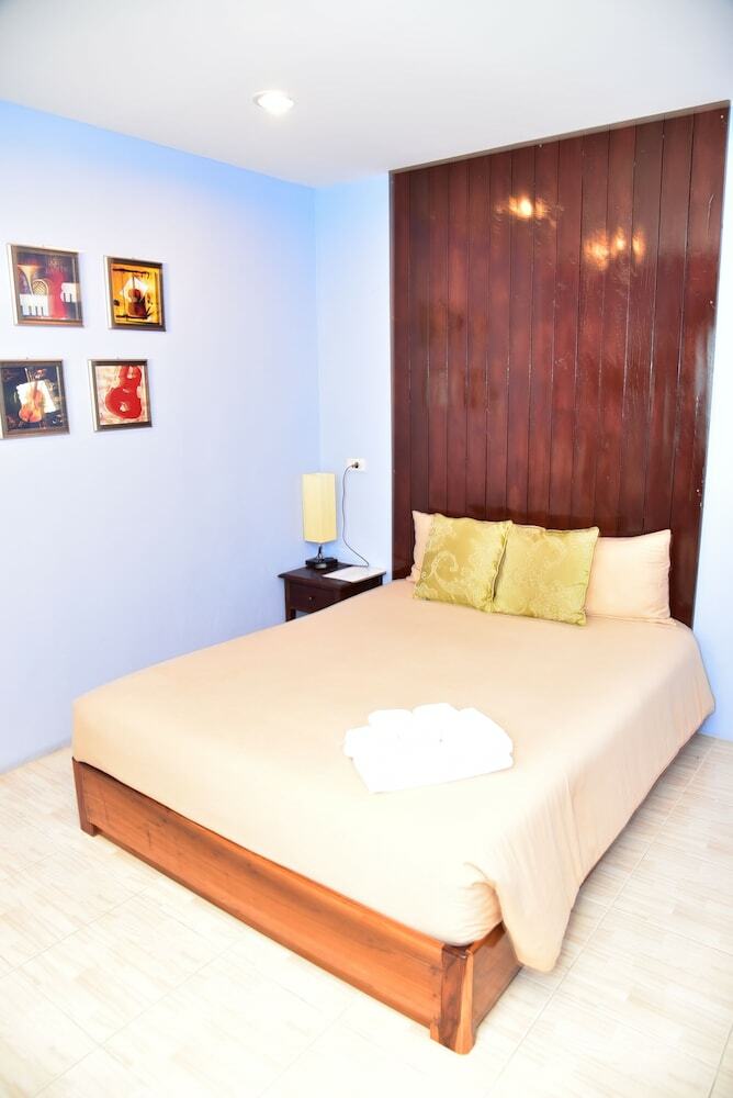 Hotel Pran Crescent