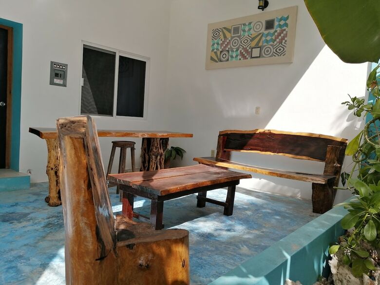 Motel Blue Coconut Cancun