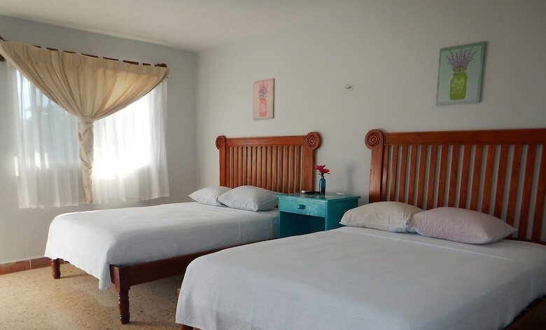 Motel Blue Coconut Cancun