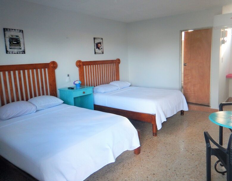 Motel Blue Coconut Cancun