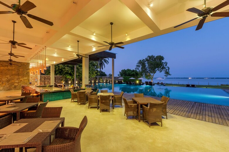 Hotel Arie Lagoon