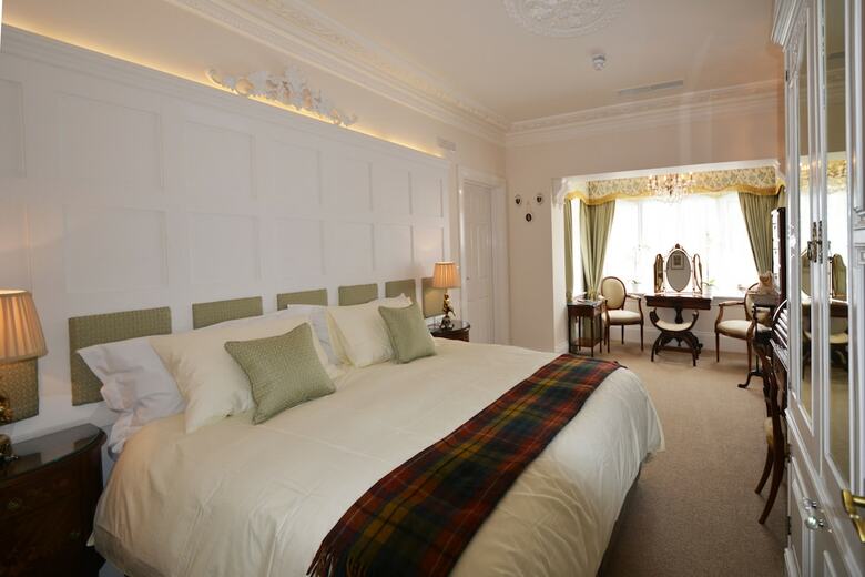 Hotel Haven Hall