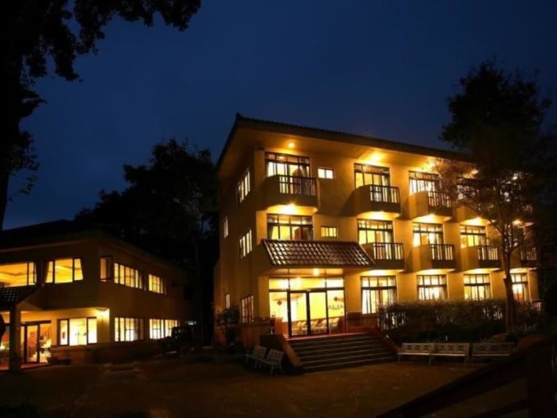 Hushan Hotspring Hotel