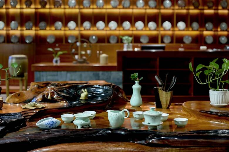 Yinxin Century Hotel