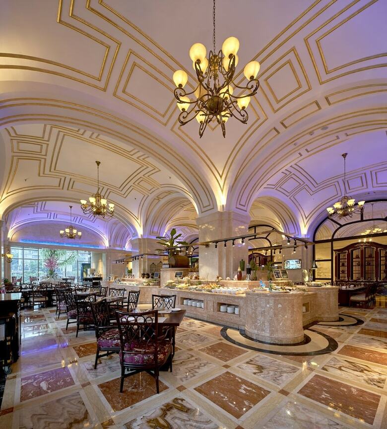 Yinxin Century Hotel