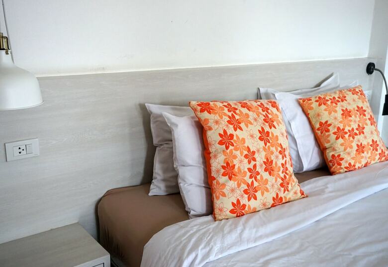 Hotel 202 House