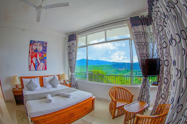 Romance Hills Hotel