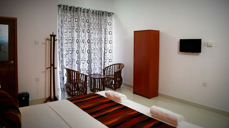 Romance Hills Hotel