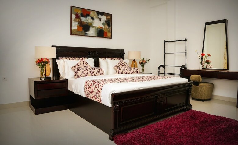 Romance Hills Hotel