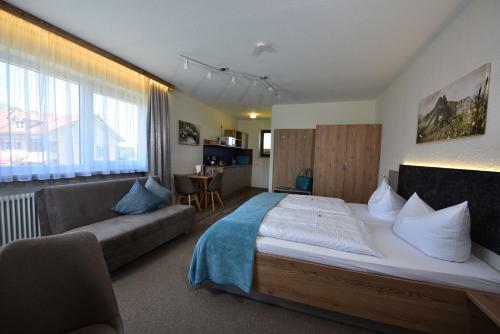 Hostal Hotel Allg�u Garni