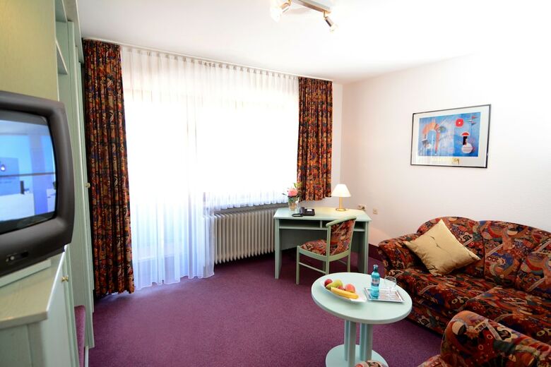 Hostal Hotel Weisses Lamm
