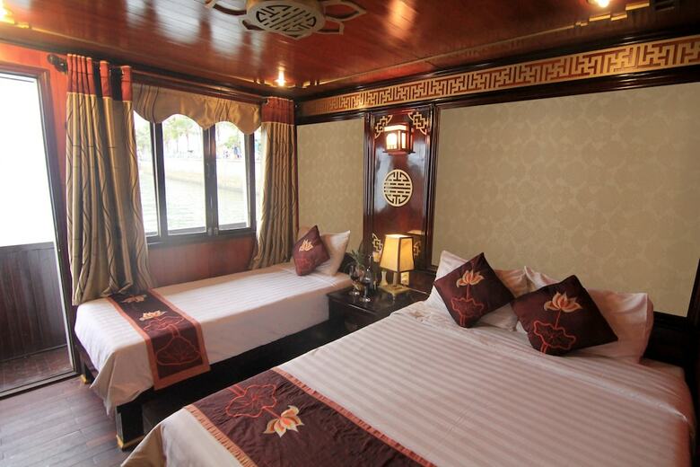 Lan Ha Legend Cruise