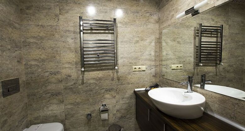 Liva Hotel