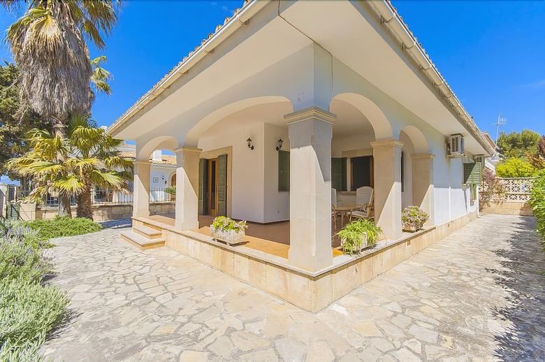 Villa Anecs