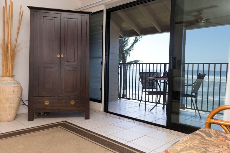 Noelani #219 By Redawning