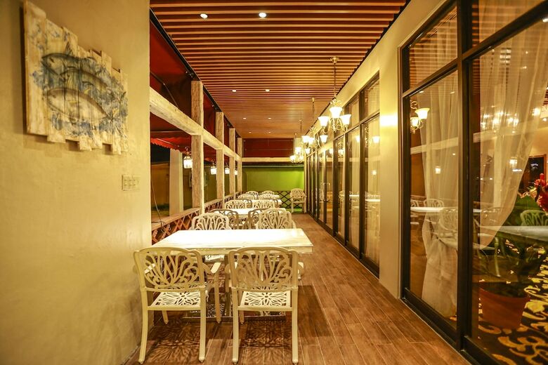 Star Sands Hotel